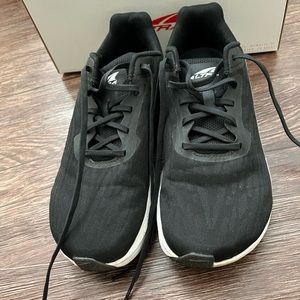 Altra Rivera women’s sneakers